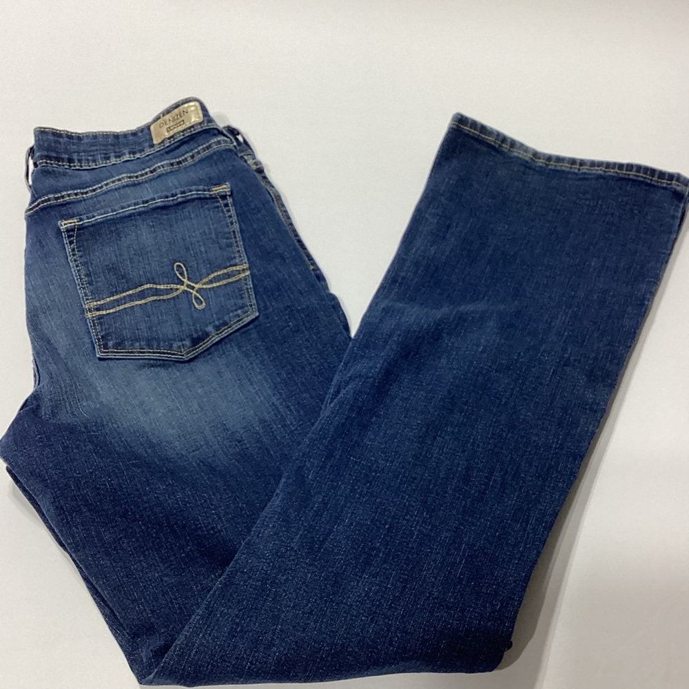 Levi’s Denizen Modern Boot Cut Jeans 10M Women’s Dark Wash - Picture 10 of 10